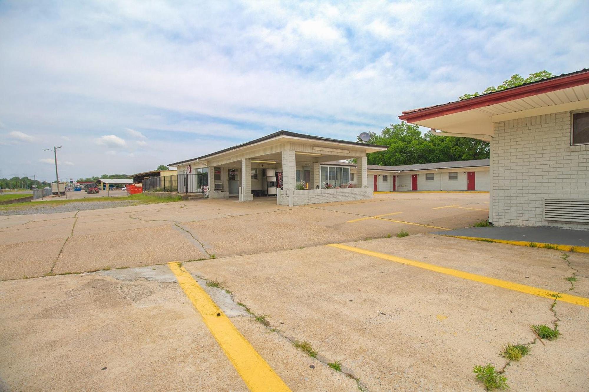 Oyo Hotel Mcalester Ok S Main St 외부 사진