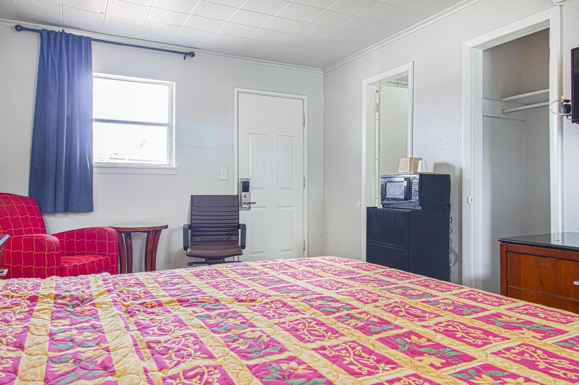 Oyo Hotel Mcalester Ok S Main St 외부 사진