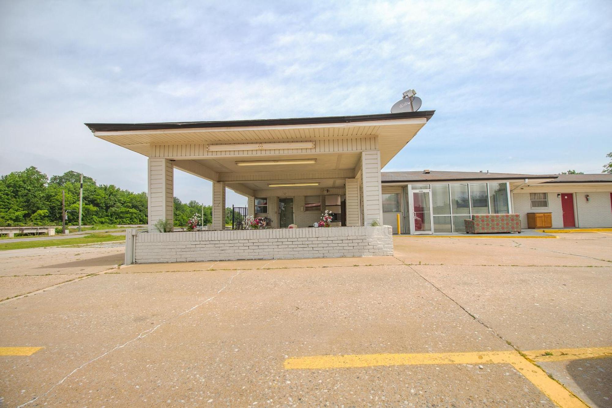 Oyo Hotel Mcalester Ok S Main St 외부 사진